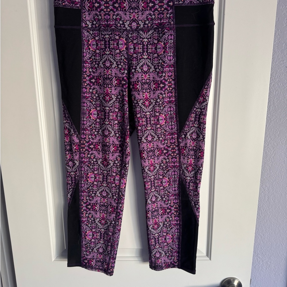 ATHLETA, soft capri, LT, very light wear